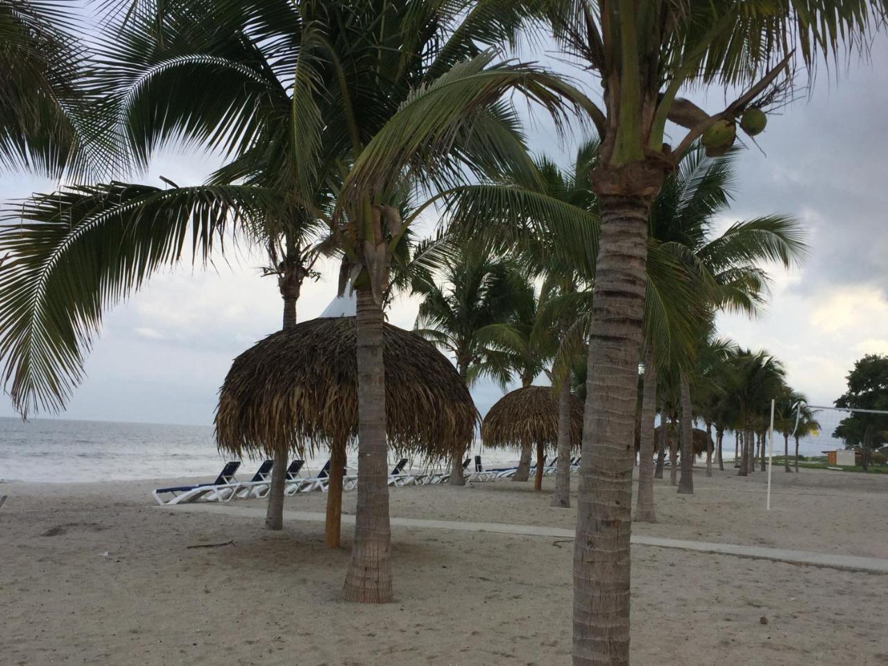 Playa Caracol Chame Aparthotel ภายนอก รูปภาพ